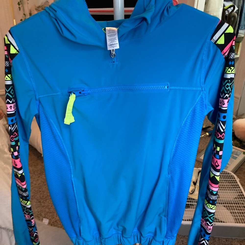 ivivva wind breaker